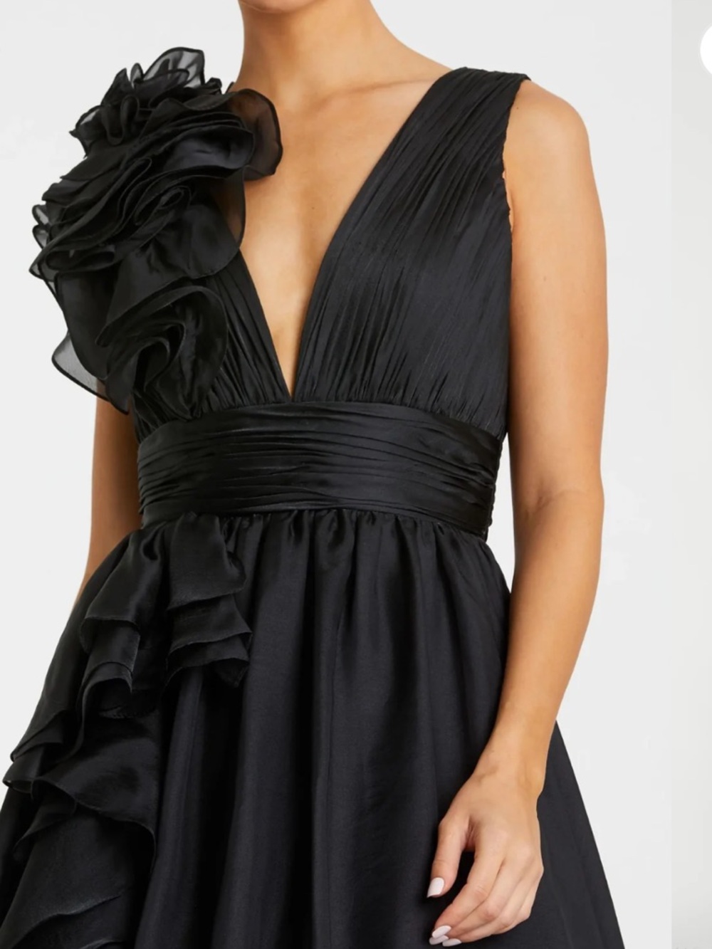 Mac Duggal Black V-Neck Rosette Shoulder Chiffon Gown - Picture 3 of 5